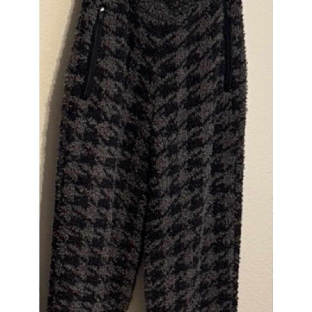 SKIMS Black and Gray Houndstooth Cozy Joggers